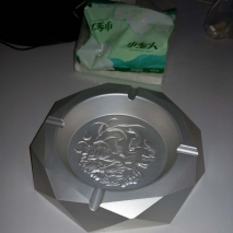烟灰缸成品展示，表面阳极氧化处理，亚光